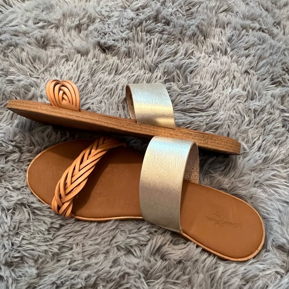 Universal Thread/Target, size 8 - Picture 3 of 4